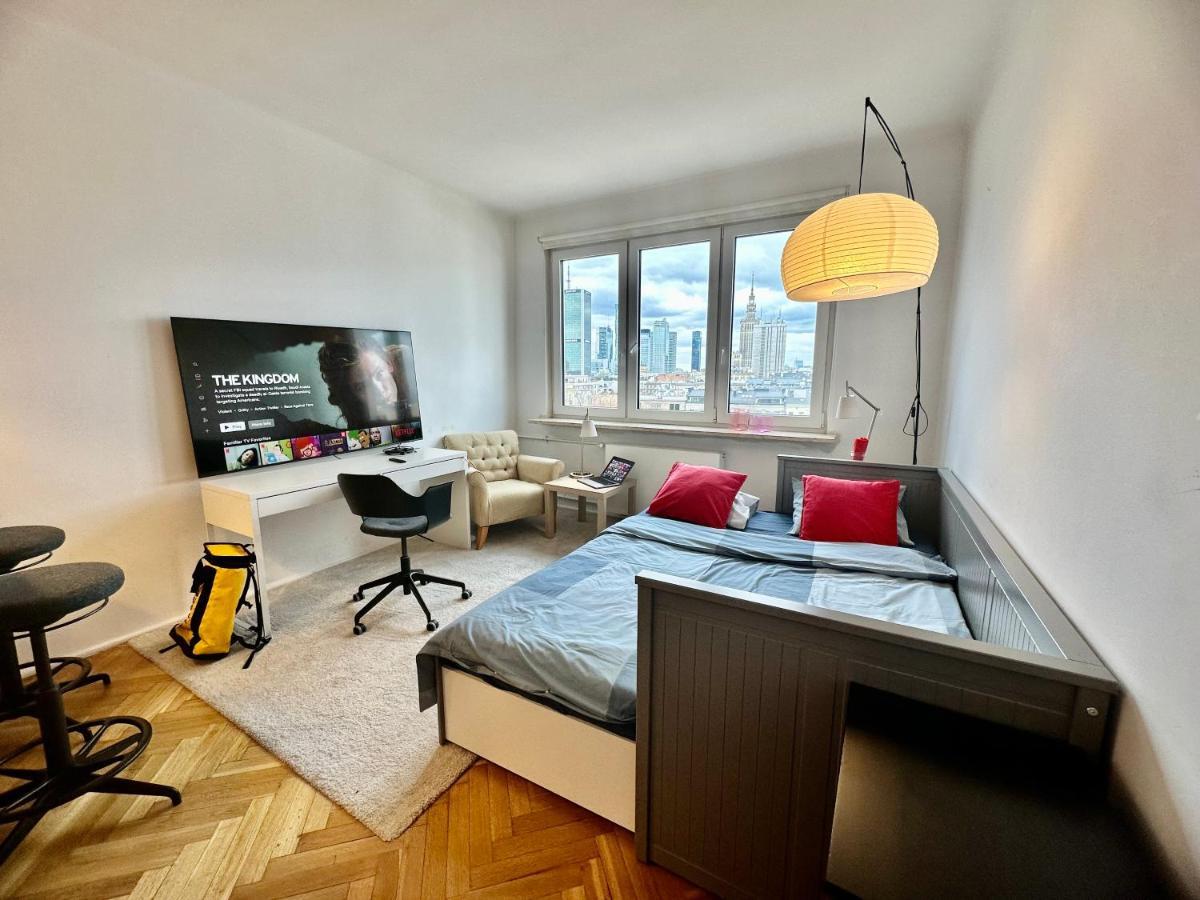 Super Beauty Metro Wifi 65'Tv Netflix Hbo Appletv+ Apartment Warsaw Exterior photo